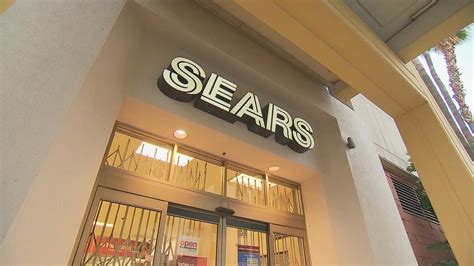 Sears Is Closing Its Last Department Store In Illinois The Retailers