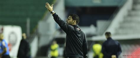 O athletico anunciou o português antónio oliveira como o novo técnico do time principal. Athletico Paranaense - Site Oficial » Vídeo: António ...