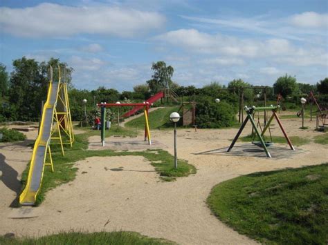 Einrichtungen ferienpark weissenhäuser strand der ferienpark weissenhäuser strand verfügt über zahlreiche freizeiteinrichtungen für die ganze familie. "Spielplatz" Ferienwohnungen Ferienpark Weissenhäuser ...