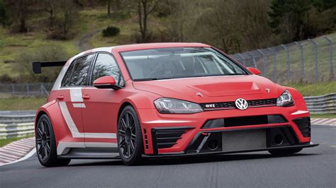 Vw Golf Gti Clubsport S Revealed Sets New Nurburgring Fwd Record