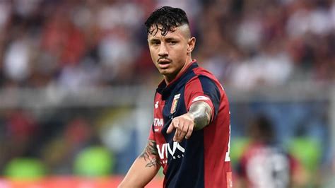 Lapadula reaccion de hinchas peruanos. Verso Cagliari-Genoa, Lapadula è pronto al ritorno in ...