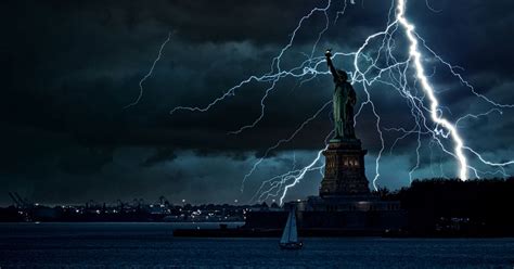 La Singular Imagen De La Tormenta Eléctrica En Nueva York