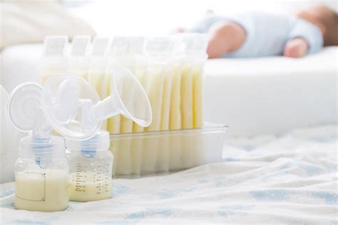 How Long Can Breast Milk Keep Out Of The Fridge