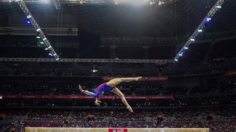 Balance Beam At The Olympics Guide To Scoring Moves And More The