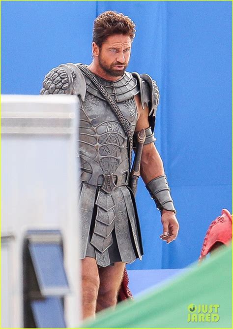 Photo Gerard Butler Gods Of Egypt Filming 21 Photo 3122604 Just Jared