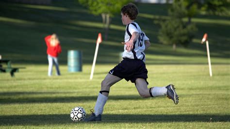 Soccer Dribbling Drills To Help You Beat More Defenders On The Pitch