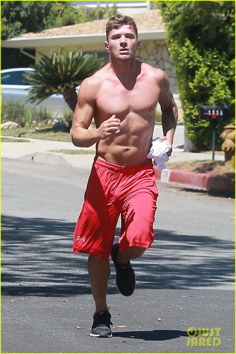 Ryan Phillippe Goes On A Shirtless Jog Bares Super Fit Body Photo