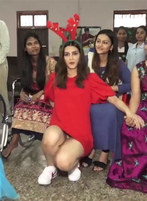 Kriti Sanon Hot Latest Wardrobe Malfunction Panty Show In Short Red Skirt