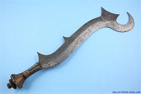 Oriental Arms Fine And Very Rare Sickle Shaped “execution” Sword Of