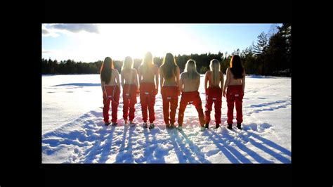 Naked Harlem Shake By Sexy Norwegian Girls Youtube