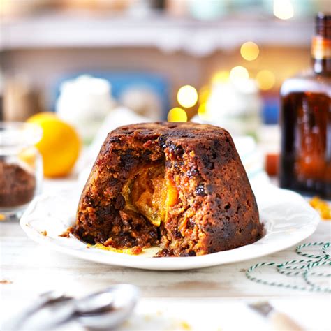 Chill for about 30 minutes or until it is easy to work with. Christmas pudding recipe: 7 Xmas pudding recipes - Good ...