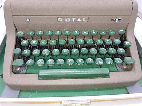 Vintage 1950s Royal Deluxe Typewriter With Directions Etsy