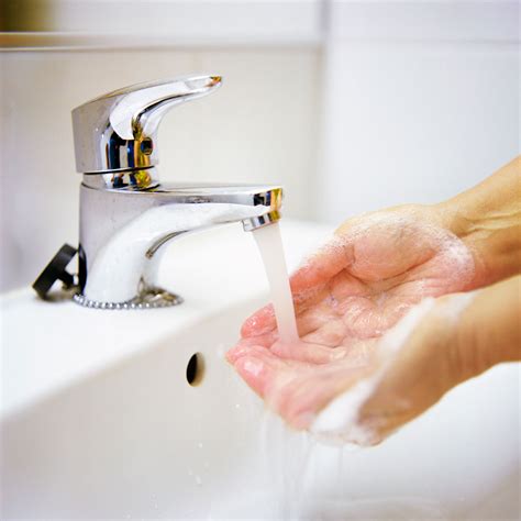 The Correct Nhs Approved Way Of Washing Your Hands Good Housekeeping