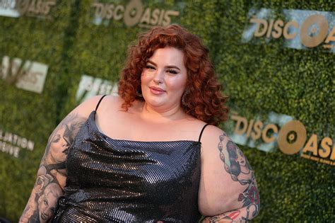 Model Tess Holliday Really Struggling With Body Image