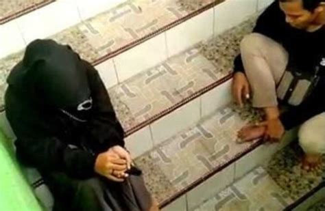 Ada Suara Ah Uh Ah Di Toilet Masjid Ternyata Bersumber Dari Dua Sejoli Ini Herald Indonesia
