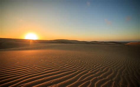 Desert Sunset Sunlight Hd Wallpaper Nature And Landscape