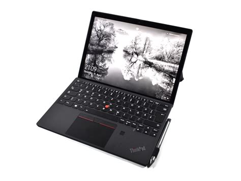 Lenovo Thinkpad X12 Detachable Gen 1 Review Laptop Tablet Hybrid With