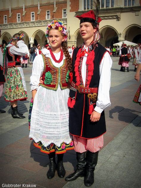 Pin By Anne Bak On Cracow Poland Polish Clothing Fancy Dress Folk Costume