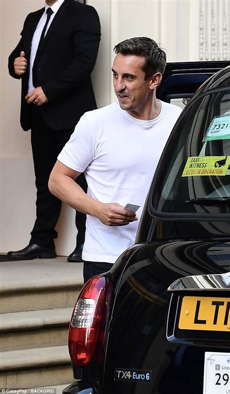 Gary neville has included marcus rashford, paul scholes and ryan giggs in his manchester neville, who retired in february 2011, selected scholes and giggs in his midfield despite both players. Gary Neville and Emma Hadfield at Victoria Beckham's store ...