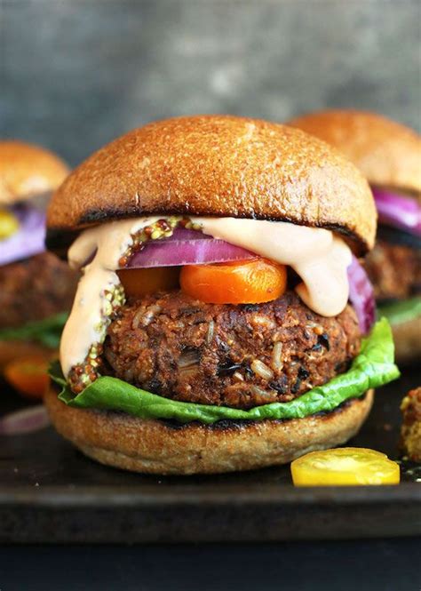 Totally Easy Expert Tips For How To Grill Burgers Perfectly
