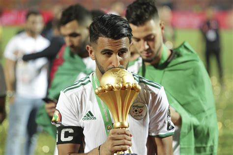 Algeria Wins African Cup Title Beats Sadio Manes Senegal 1 0 The
