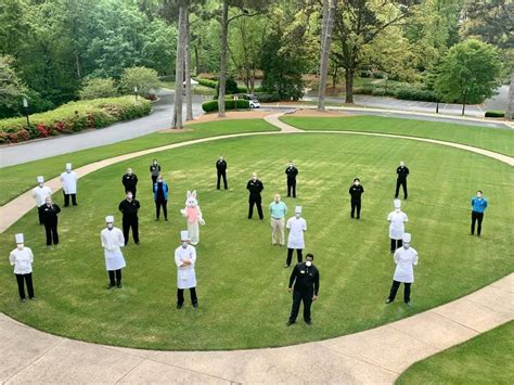 Our full time golf and tennis members enjoy access to our outdoor pool, social events and reciprocity with princeton club and madison club! Cherokee Town & Country Club Reviews | Glassdoor.co.uk