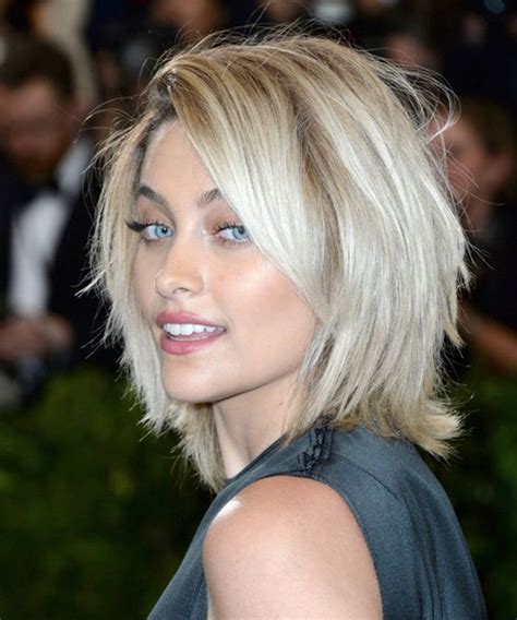 Hot Short Celebrity Hairstyles For Women To Look Elegant