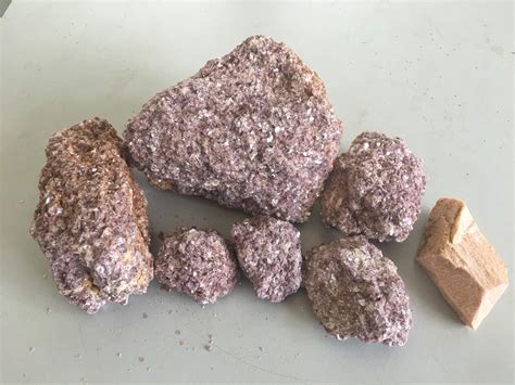 Lithium Ore Suppliers In Nigeria: Lepidolite, Amblygonite, & Spodumene