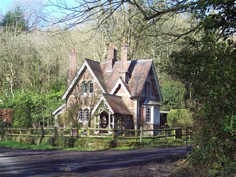Cottage In White Mead Wood Newtown © Maigheach Gheal Cc By Sa20 Geograph Britain And Ireland