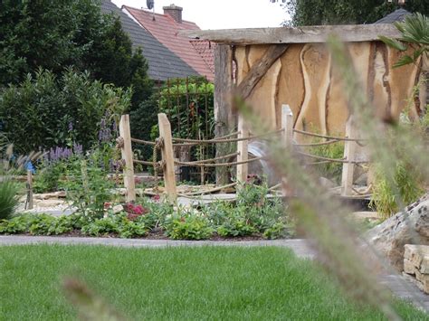 Bei der entwicklung maßgeschneiderter lösungen verbinden wir kreativität mit sachlich fundierter planung und sorgfalt bei der realisation. Horstmann Garten & Technik | Vorgarten & Terrasse