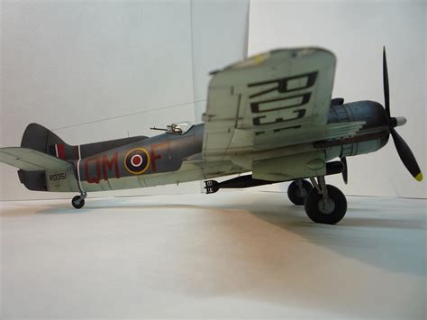 Bristol Beaufighter Tfmkx Fighter Aircraft Plastic Model Airplane