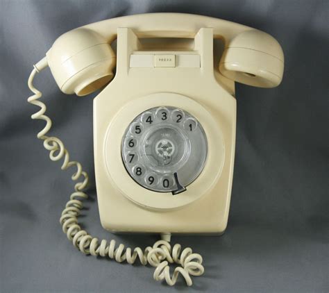 Vintage 70s 741 Rotary Dial Phone European Cream Wall Mount Rotary