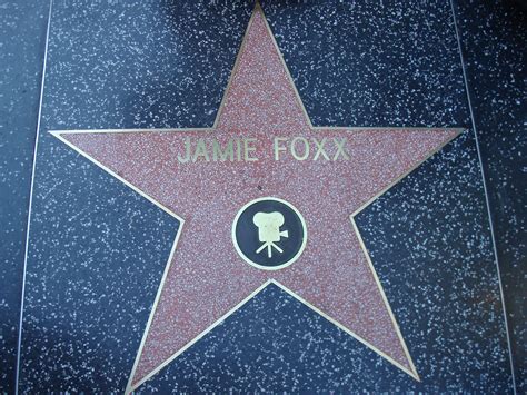 Welcome to the official website of the hollywood walk of fame — where you will find the most comprehensive and accurate information on the walk and its honorees. File:Foxx-Hollywood Walk of Fame.JPG