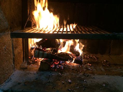 Fuego para el asado. | Fuego, Asado