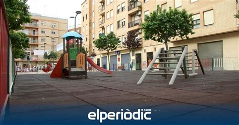 Simple Science: How to Make a Volcano with Kids