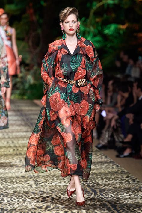 Dolce And Gabbana Spring 2020 Ready To Wear Collection Vogue Catwalk