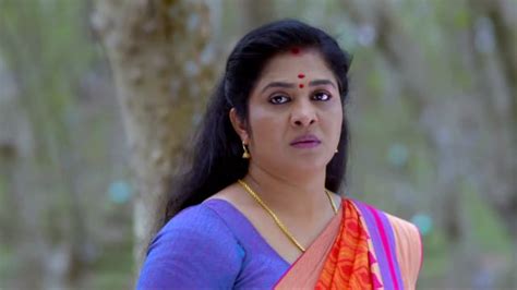 Watch the latest promo of popular malayalam serial #abiyumnjanum that airs on surya tv. Watch Vanambadi TV Serial Episode 323 - Nirmala Reveals ...