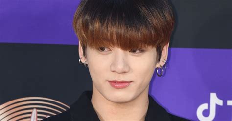 This Video Of Bts Jungkook Crying Over His Love For Armys Will Break You