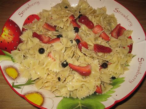 Nanas Recipe Box Strawberry Blueberry Poppy Seed Pasta Salad