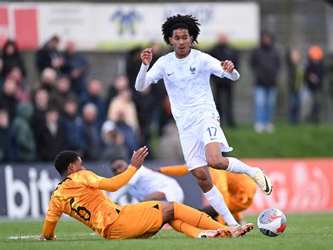 Senny Mayulu | Paris Saint-Germain