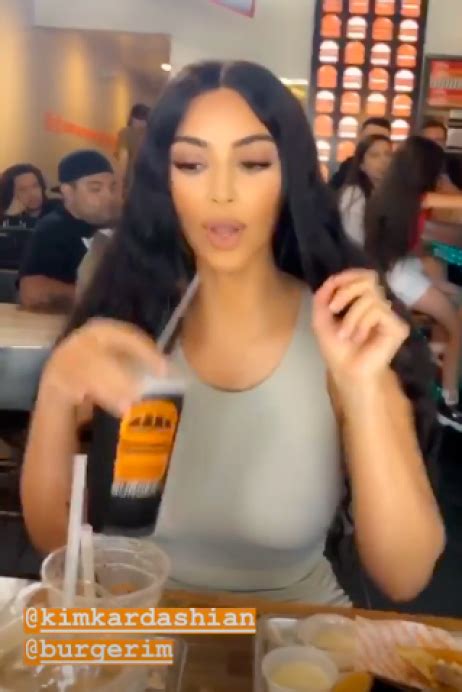 Kim Kardashian Supports Jonathan Cheban At Burger Joint Metro News