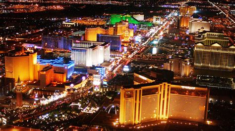 Big Event Heads To Downtown Las Vegas Not The Las Vegas Strip Thestreet