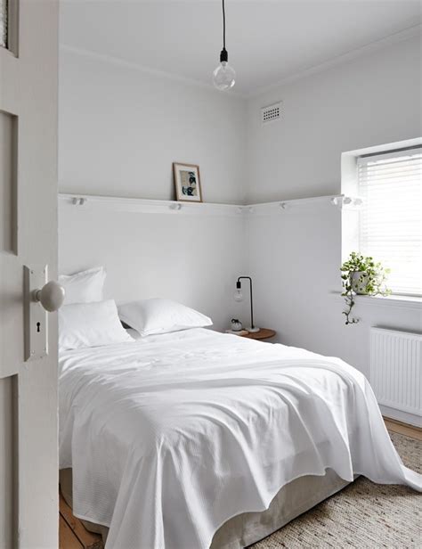 Make a small bedroom look bigger. 15 Cool Ways to Make a Small Bedroom Look Bigger | Hunker