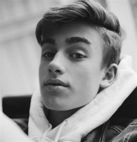 Filling In Eyebrows Fill In Brows Instagram Eyebrows Johnny Orlando