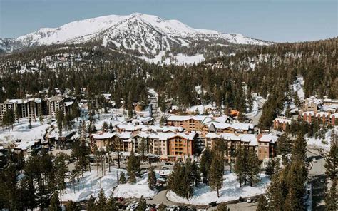 Why Mammoth Mountain Is The Best Place For Beginner Skiers And