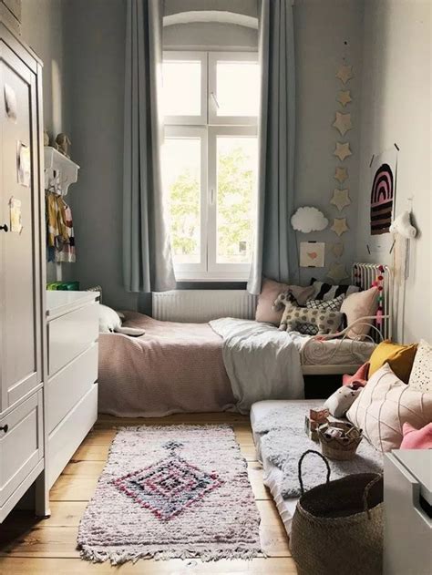 32 Fabulous Small Apartment Bedroom Design Ideas Homyhomee