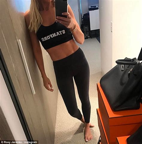 Roxy Jacenko Teaches Pixie How To Pout For Elevator Selfie Daily Mail Online