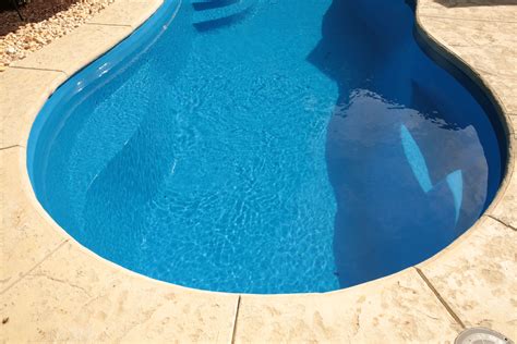 Whats The Best Small Fiberglass Pool For Your Needs Costs Sizes Features Fiberglass