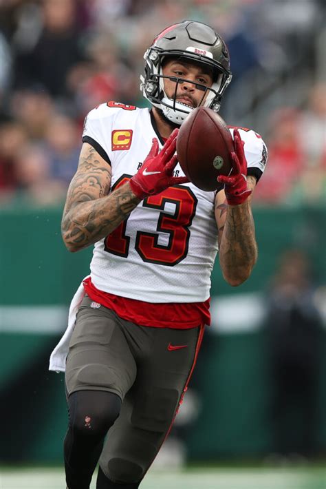 Mike Evans Bucs Discussing Extension