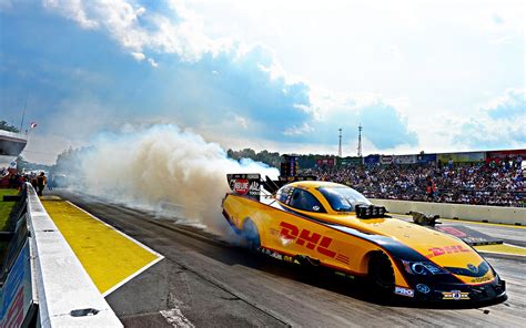 Nhra Drag Racing Race Funny Burnout Smoke Wallpaper 2048x1280